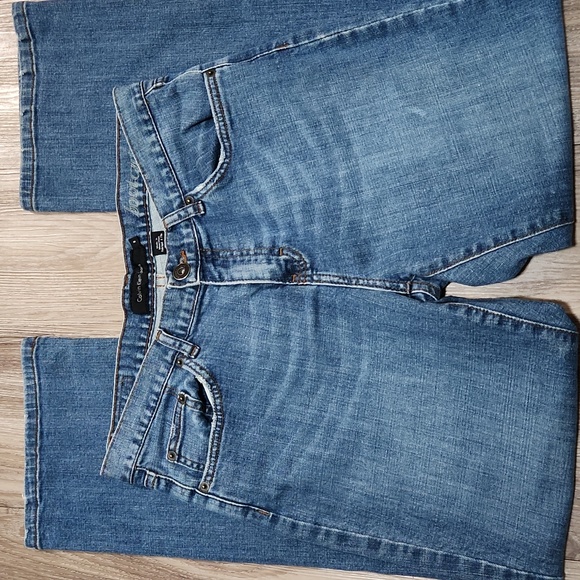 Calvin Klein Jeans Y2K Women's Size 8 Bootcut Distressed Blue Jeans Short 🌟 - Picture 4 of 16
